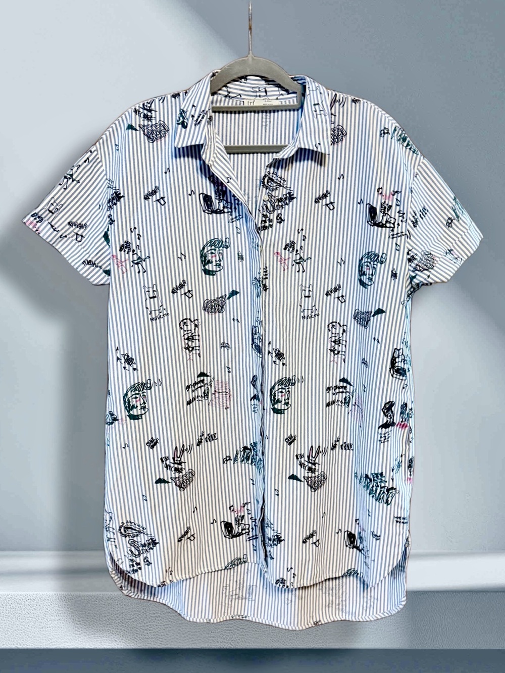 Zara White S/S Button-Down Shirt Dress w Navy Pinstripes and Graphic Motifs Sz L